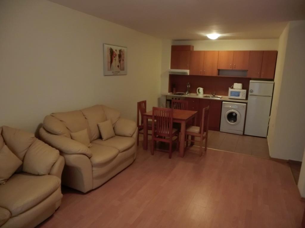 Apartment Panorama On Complex With Pools And Beach, Sveti Vlas Extérieur photo