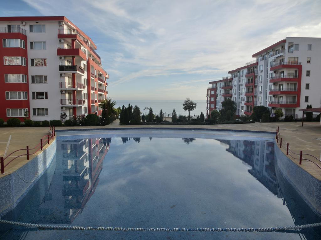 Apartment Panorama On Complex With Pools And Beach, Sveti Vlas Extérieur photo