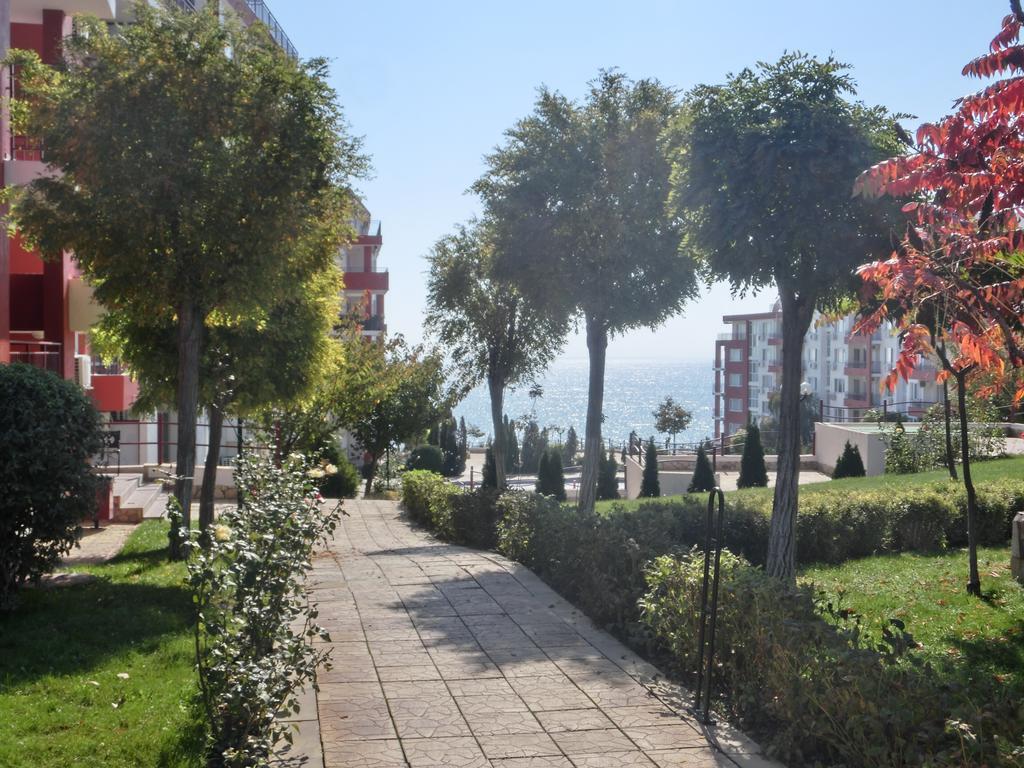 Apartment Panorama On Complex With Pools And Beach, Sveti Vlas Extérieur photo