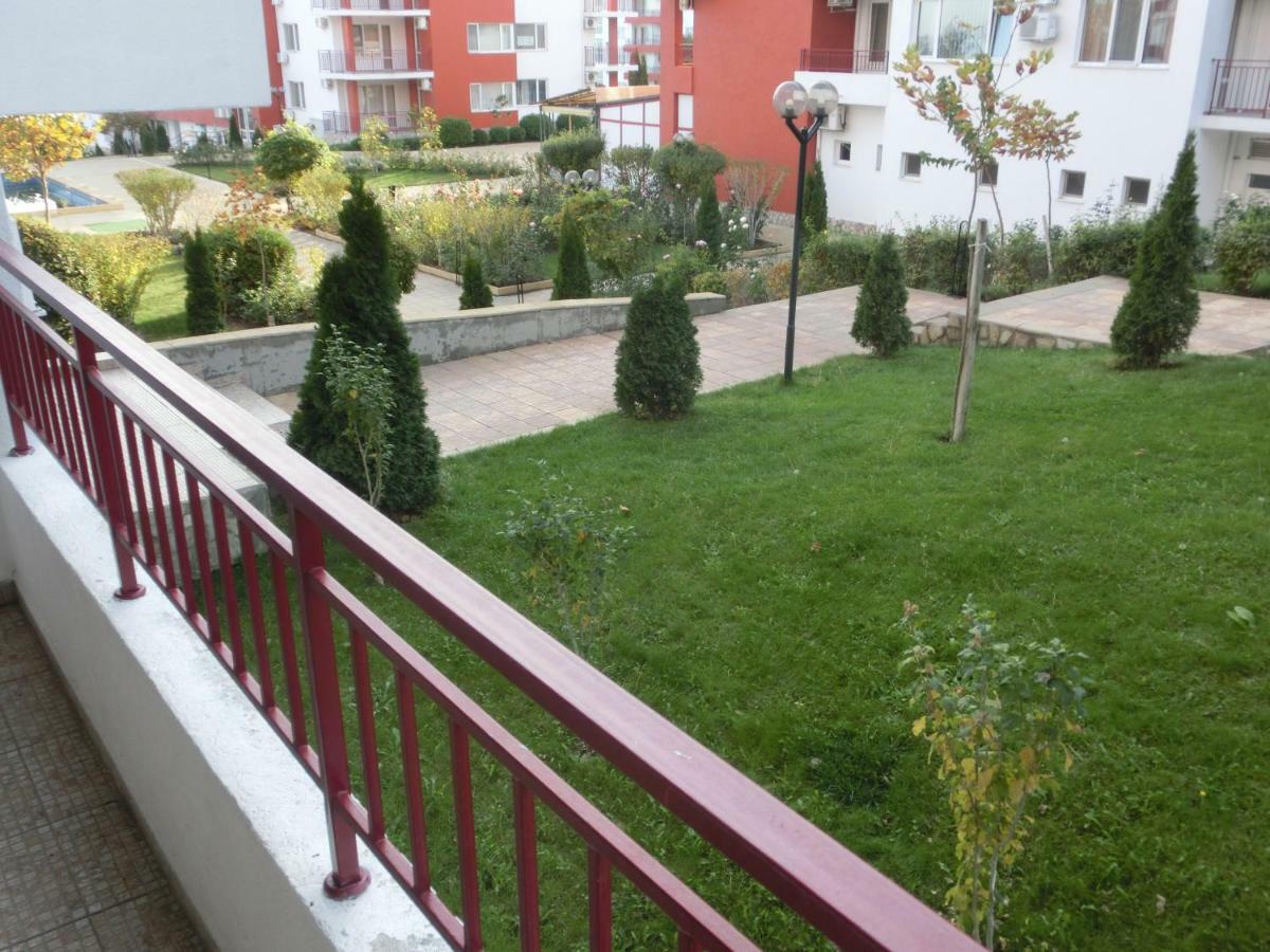 Apartment Panorama On Complex With Pools And Beach, Sveti Vlas Extérieur photo